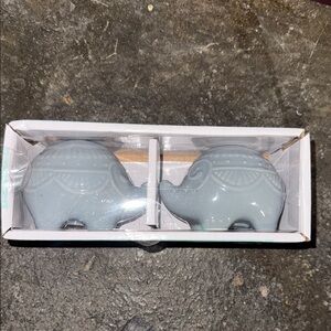 Gray Elephant Ceramic salt and pepper shakers